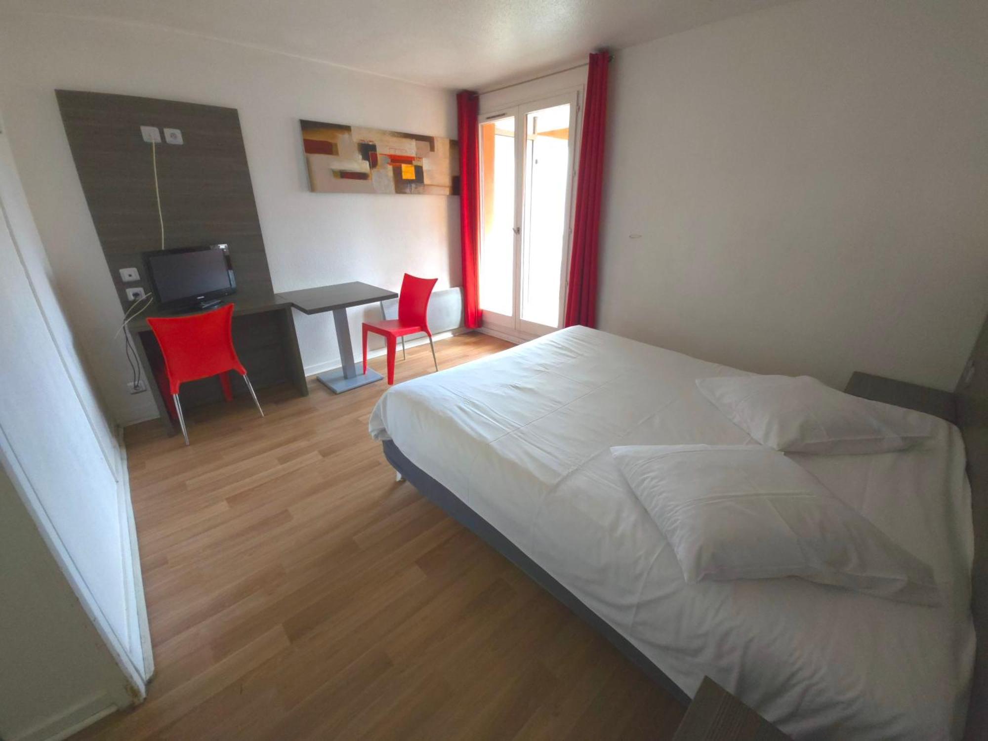 Geneva Residence Гайард Экстерьер фото
