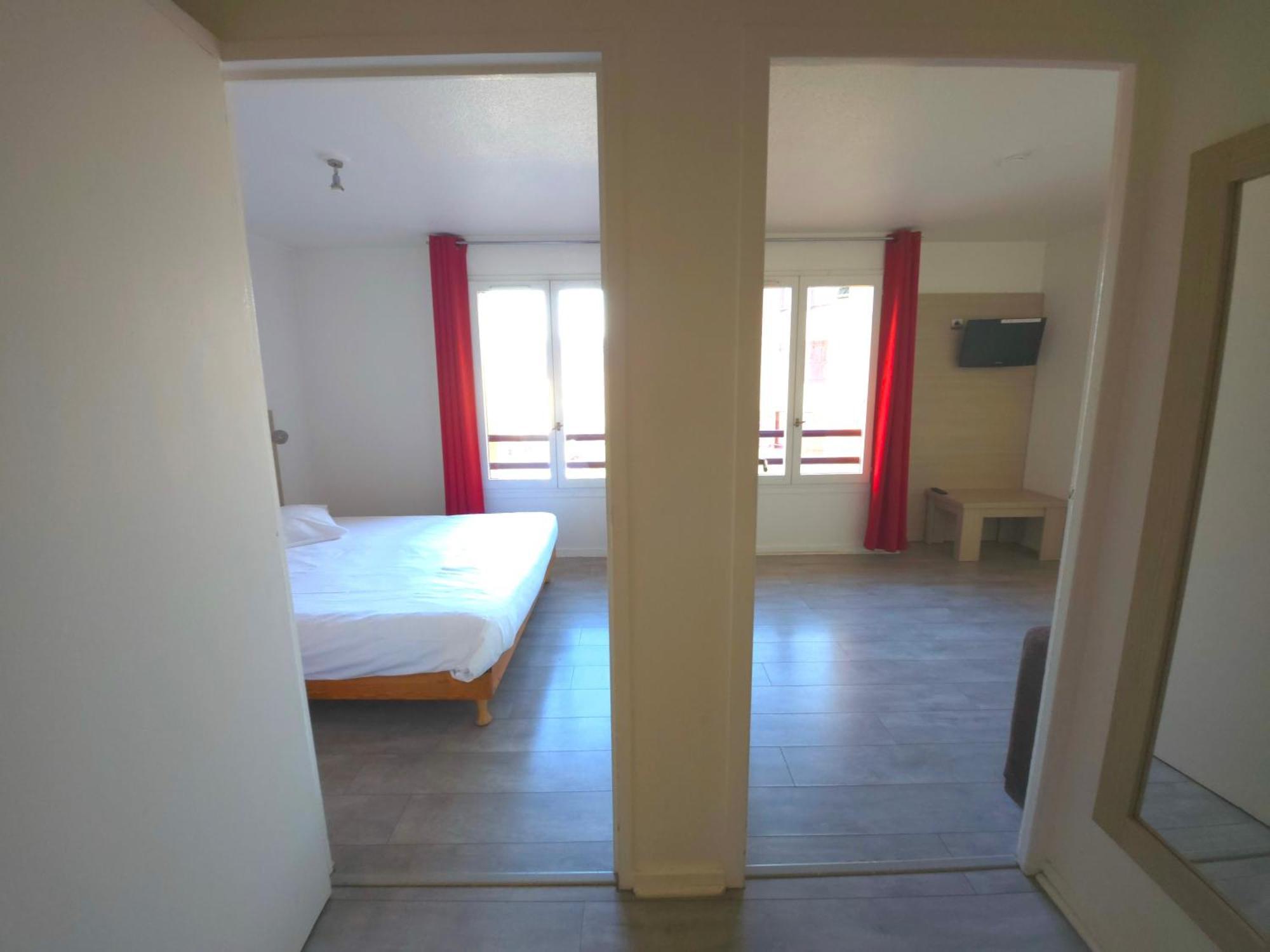 Geneva Residence Гайард Экстерьер фото